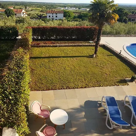 Ferienhaus Holiday Marina Kaštelir